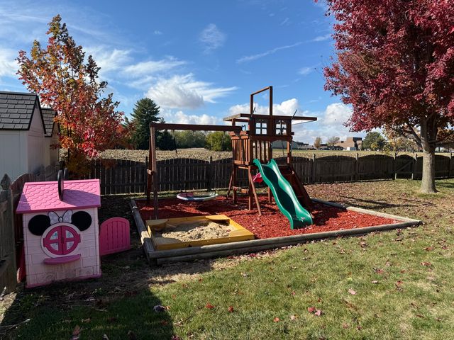 729 River Edge Circle, Ottawa, IL 61350