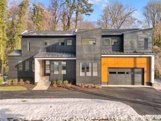 4656 McGhee House Rd, Mechanicsville, VA 23111
