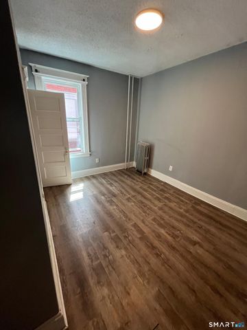 267 Wethersfield Avenue, Hartford, CT 06114