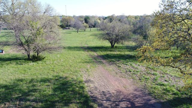 61830 E 330 Road, Grove, OK 74344