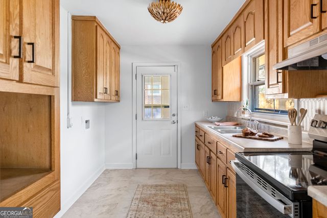 555 Virginia Place SE, Marietta, GA 30067