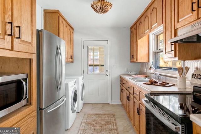 555 Virginia Place SE, Marietta, GA 30067