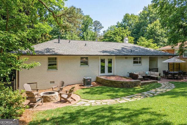 555 Virginia Place SE, Marietta, GA 30067