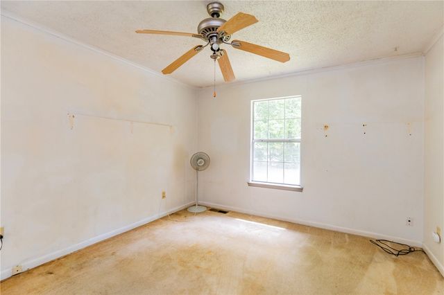 1440 N Old Wire Road, Fayetteville, AR 72703