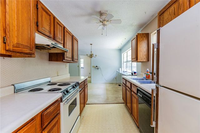 1440 N Old Wire Road, Fayetteville, AR 72703