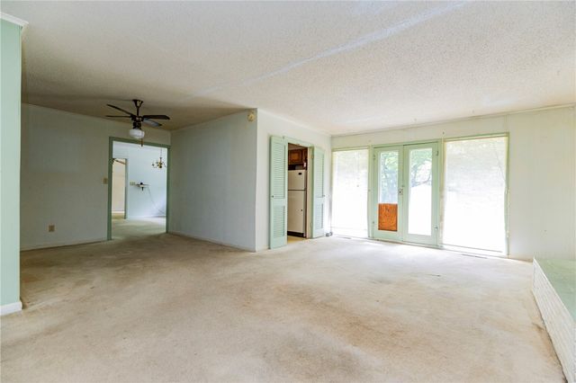 1440 N Old Wire Road, Fayetteville, AR 72703