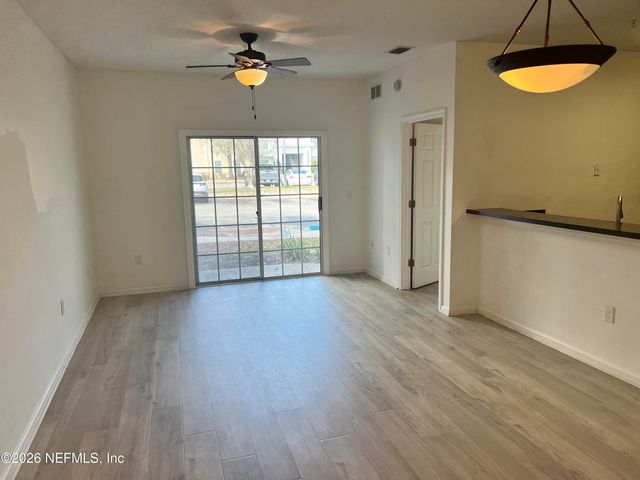 8226 GREEN PARROT Road 105, Jacksonville, FL 32256