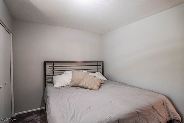 2664 Biscayne Drive, Akron, OH 44319