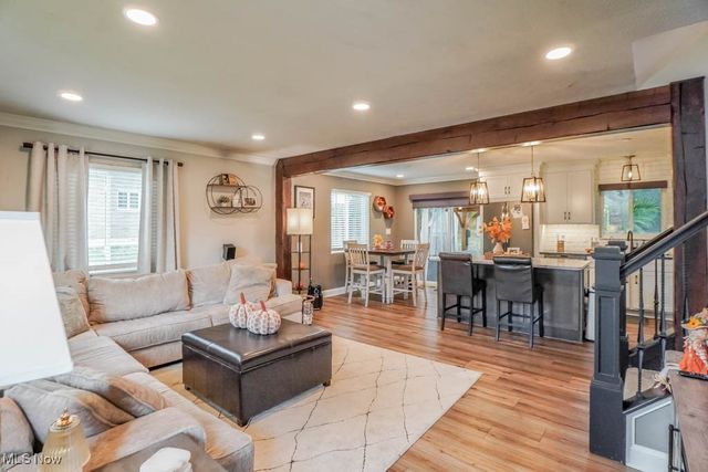 2664 Biscayne Drive, Akron, OH 44319