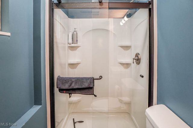 2664 Biscayne Drive, Akron, OH 44319