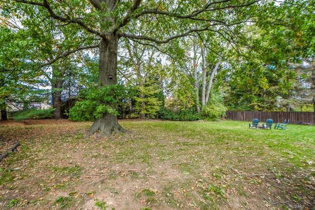 2664 Biscayne Drive, Akron, OH 44319