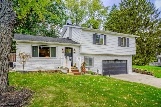 2664 Biscayne Drive, Akron, OH 44319