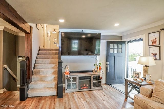 2664 Biscayne Drive, Akron, OH 44319