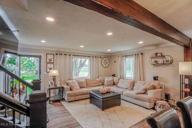 2664 Biscayne Drive, Akron, OH 44319