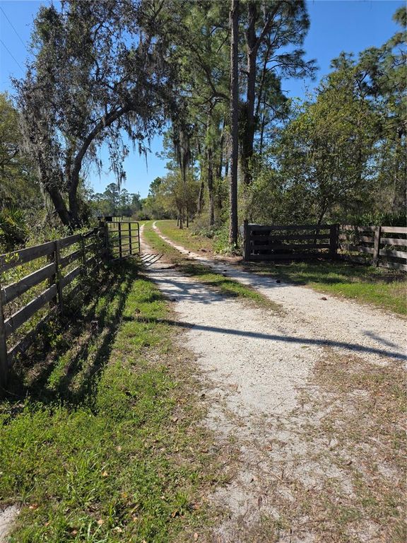Image 35 of property listing at 1991 ROSALIE LAKE ROAD, Lake Wales, FL 33898