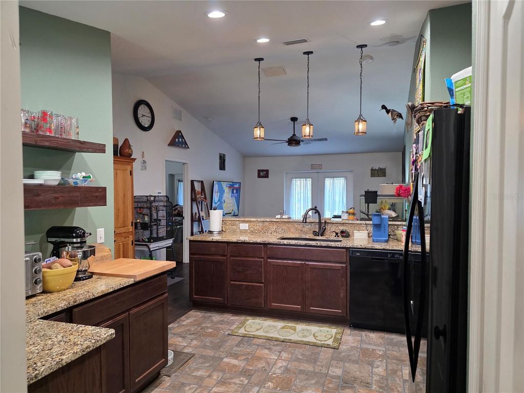 Image 8 of property listing at 1991 ROSALIE LAKE ROAD, Lake Wales, FL 33898