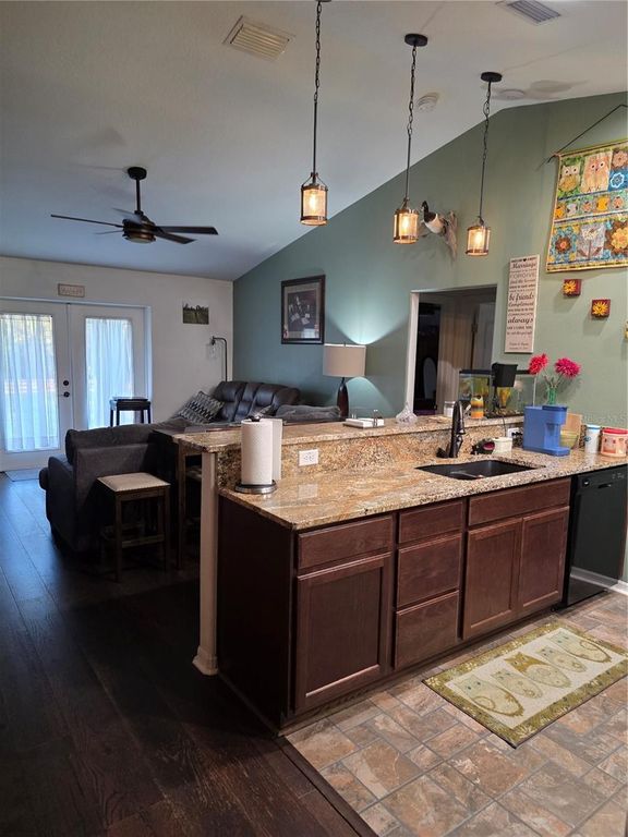 Image 10 of property listing at 1991 ROSALIE LAKE ROAD, Lake Wales, FL 33898