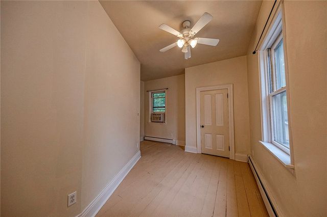 68 Ohio River Blvd, Leetsdale, PA 15056