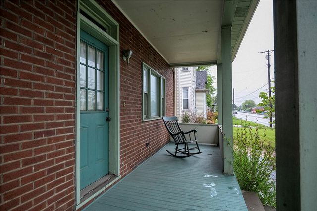 68 Ohio River Blvd, Leetsdale, PA 15056