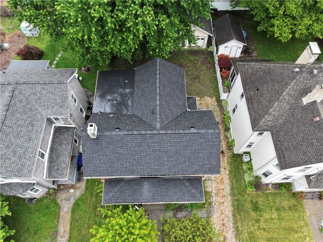68 Ohio River Blvd, Leetsdale, PA 15056