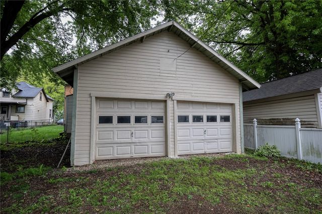 68 Ohio River Blvd, Leetsdale, PA 15056