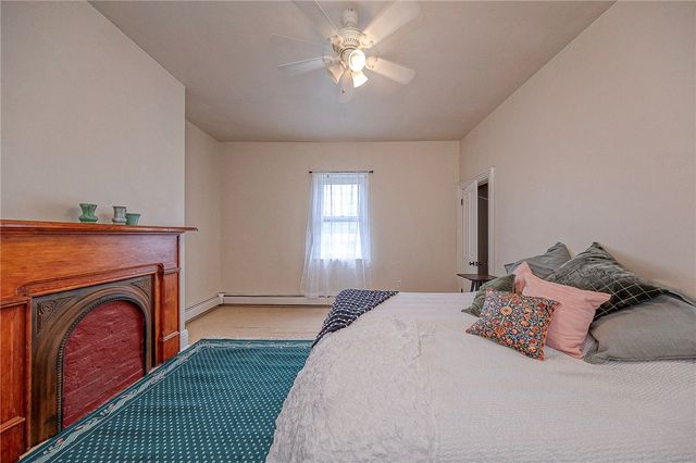 68 Ohio River Blvd, Leetsdale, PA 15056
