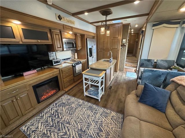 108 Grand View Drive, New London, NC 28127