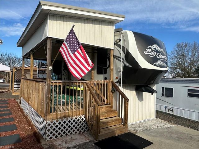 108 Grand View Drive, New London, NC 28127