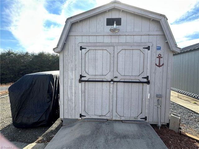 108 Grand View Drive, New London, NC 28127