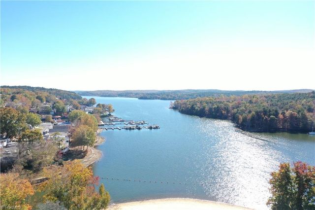 108 Grand View Drive, New London, NC 28127