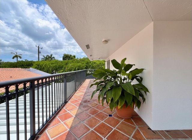 10140 SW 26th Terrace, Miami, FL 33165