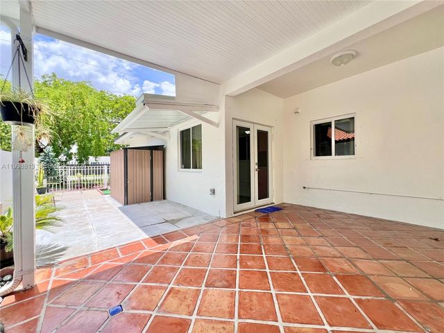 10140 SW 26th Terrace, Miami, FL 33165