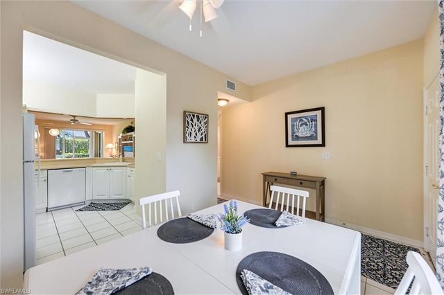 853 Tanbark DR 105, Naples, FL 34108
