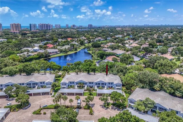 853 Tanbark DR 105, Naples, FL 34108