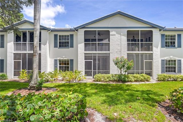 853 Tanbark DR 105, Naples, FL 34108
