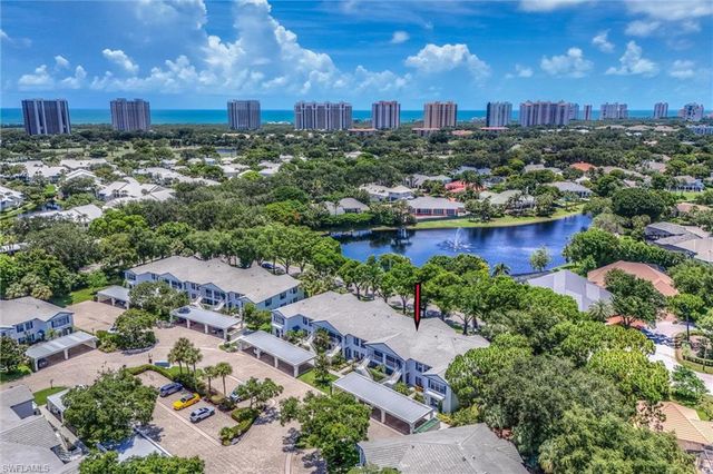 853 Tanbark DR 105, Naples, FL 34108