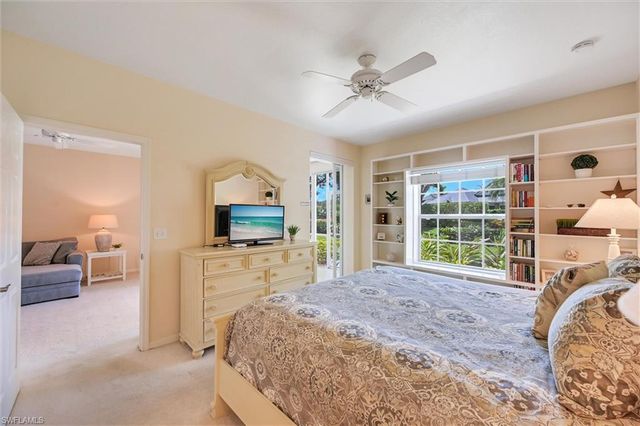 853 Tanbark DR 105, Naples, FL 34108