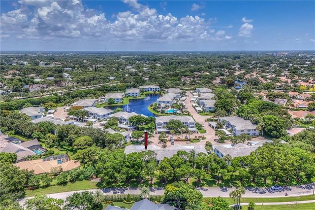 853 Tanbark DR 105, Naples, FL 34108