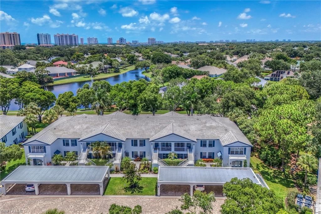 853 Tanbark DR 105, Naples, FL 34108