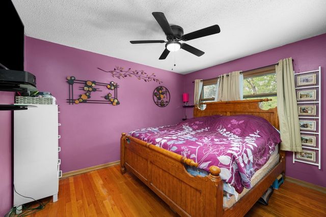 2122 Cody Street, Bettendorf, IA 52722