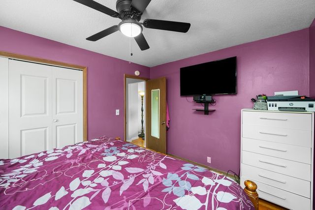 2122 Cody Street, Bettendorf, IA 52722