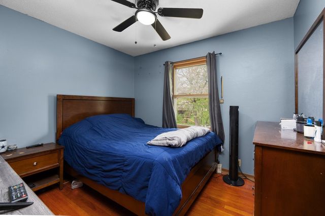 2122 Cody Street, Bettendorf, IA 52722