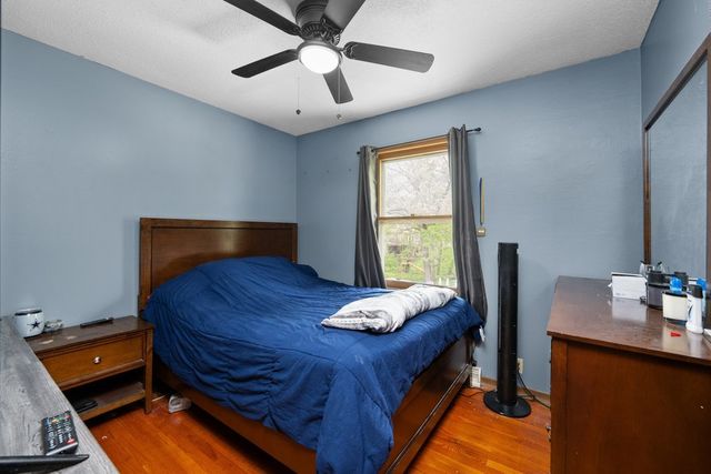 2122 Cody Street, Bettendorf, IA 52722