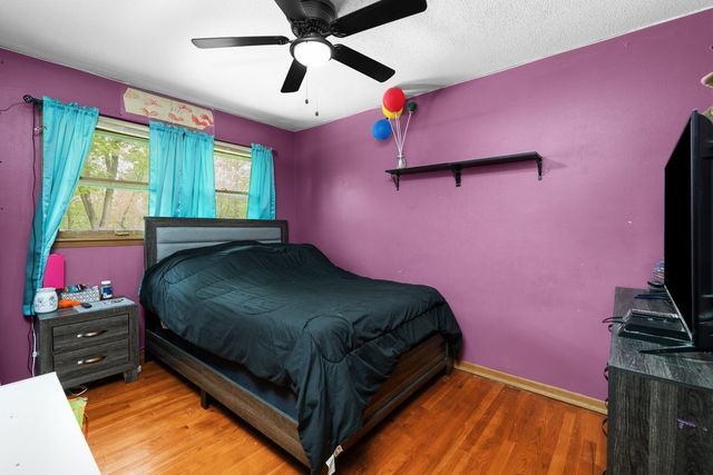 2122 Cody Street, Bettendorf, IA 52722