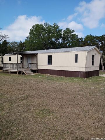 865 Qappuella, Canyon Lake, TX 78133