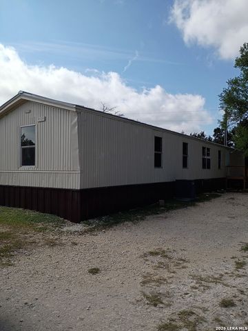 865 Qappuella, Canyon Lake, TX 78133