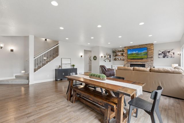 5154 Prairie Point, Mayer, MN 55360