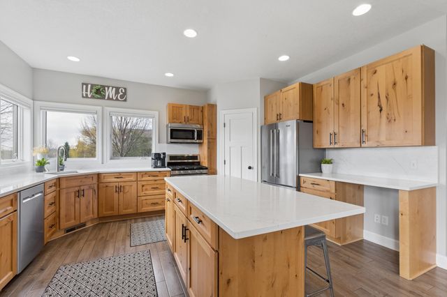 5154 Prairie Point, Mayer, MN 55360