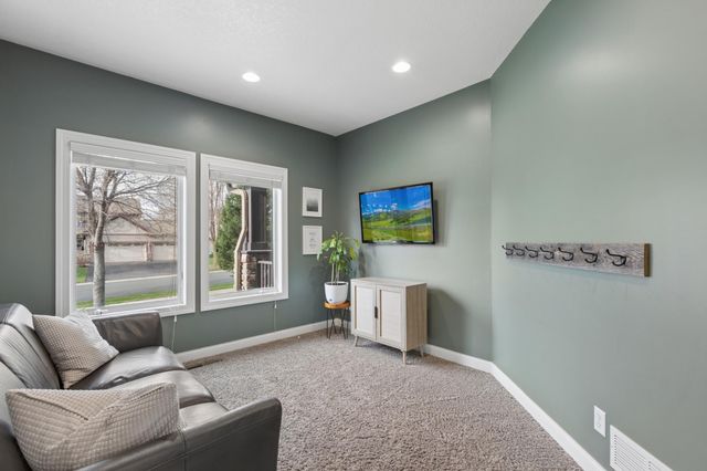 5154 Prairie Point, Mayer, MN 55360