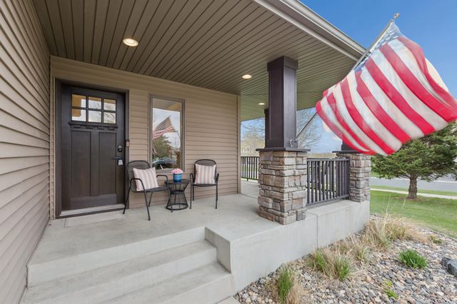 5154 Prairie Point, Mayer, MN 55360